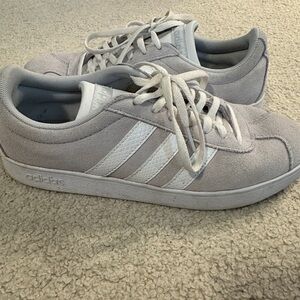 Used women’s Adidas sneakers